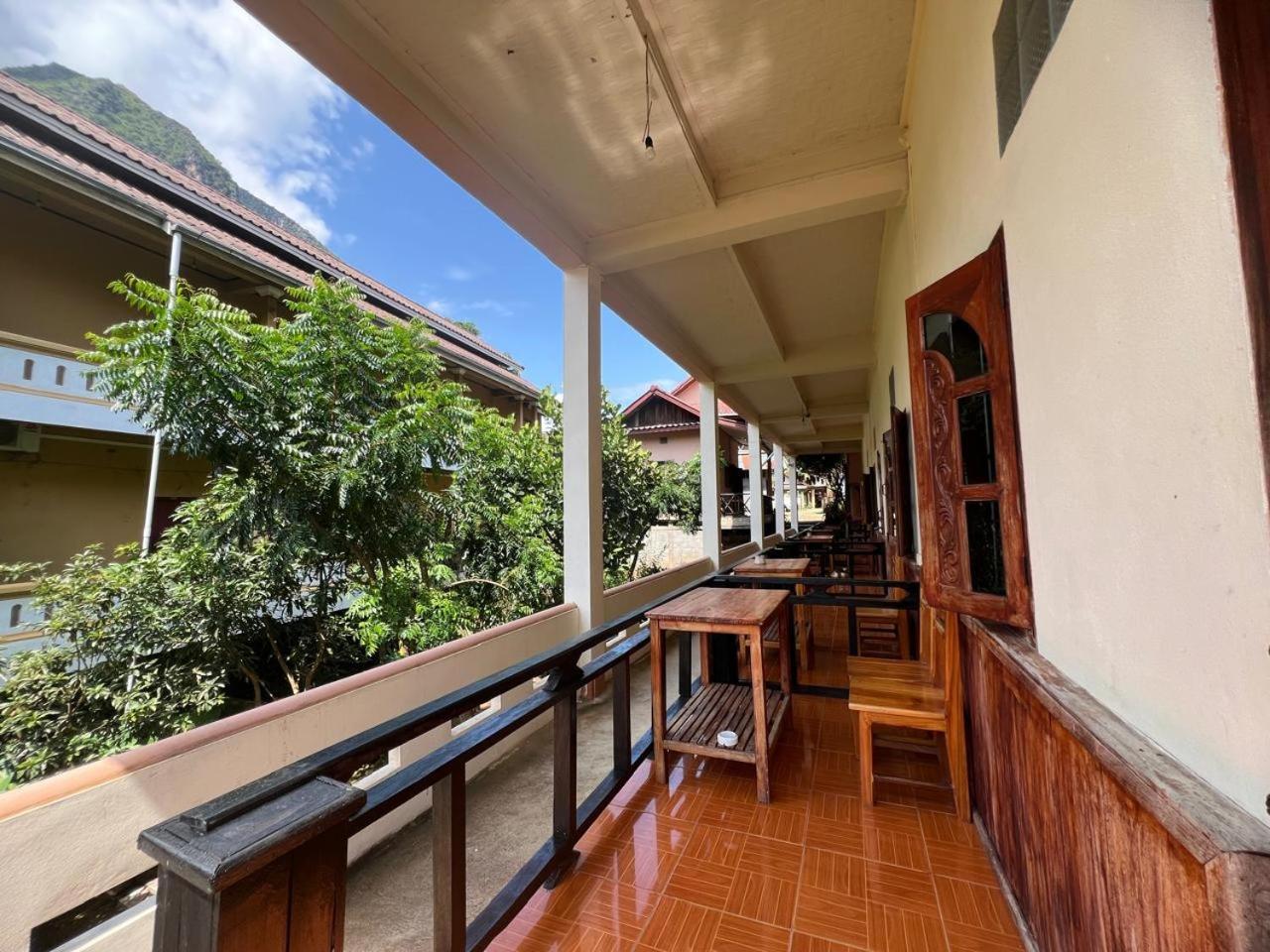 Meexai Guesthouse Nong Khiaw Екстер'єр фото