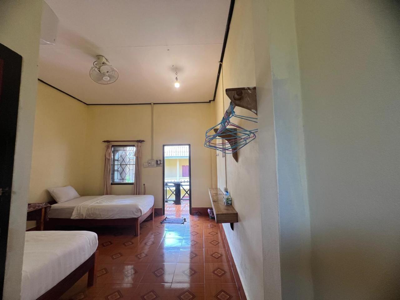 Meexai Guesthouse Nong Khiaw Екстер'єр фото