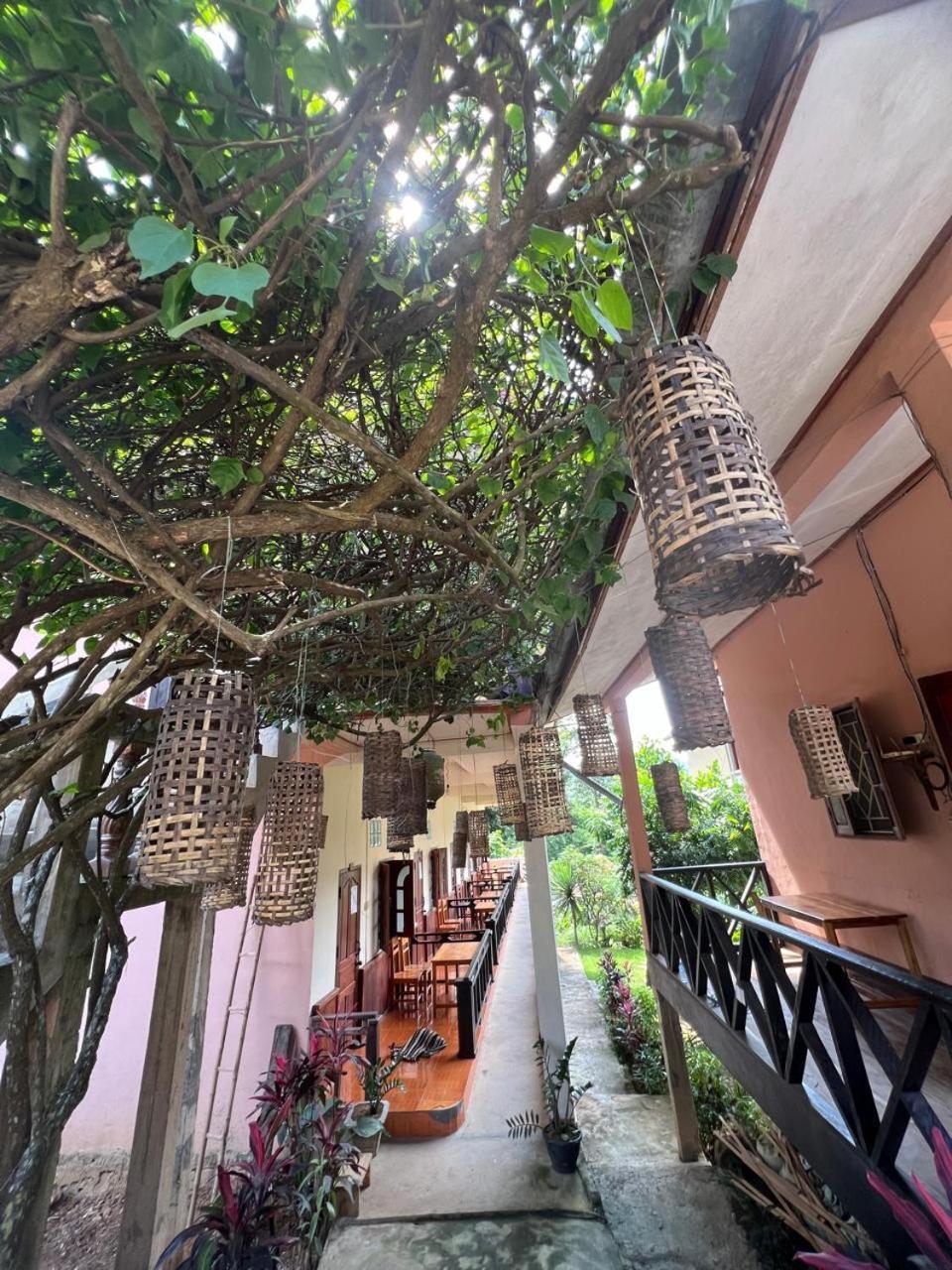 Meexai Guesthouse Nong Khiaw Екстер'єр фото